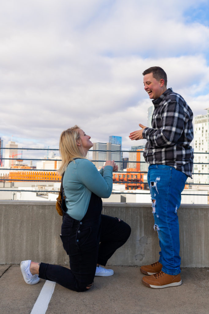 Nashville couples, Nashville proposal; proposal, Nashville photography, professional photography, champagne pop, Nashville Skyline, Nashville couples activities